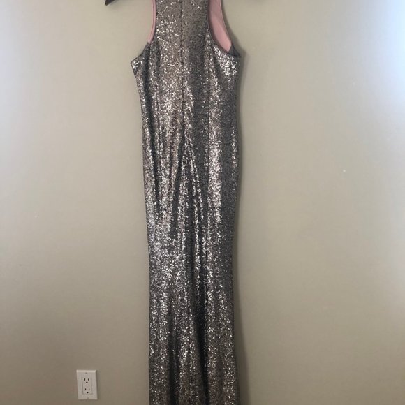Jadore evening Sequin dress - Size 0-2 - Picture 4 of 6